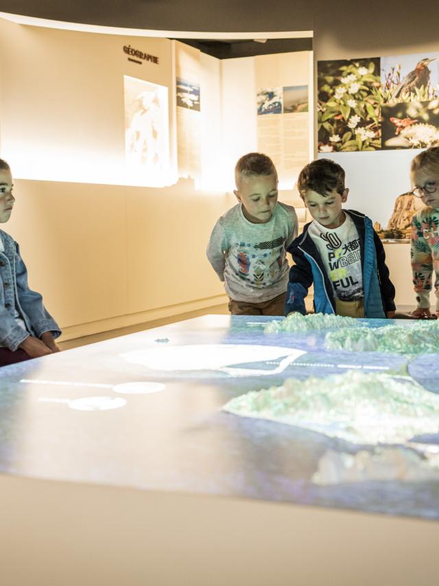 Enfants-Maison-de-la-Nature.jpg