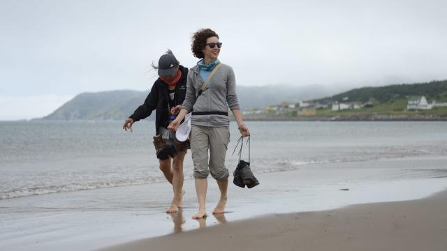 Eco-balade organisée par le CRT pour un groupe de randonneurs québéquois Rando Plein air de Montréal, découverte du milieu naturel, Grand Barachois, Isthme, Langlade et le village de Miquelon, le 19 juillet 2016 